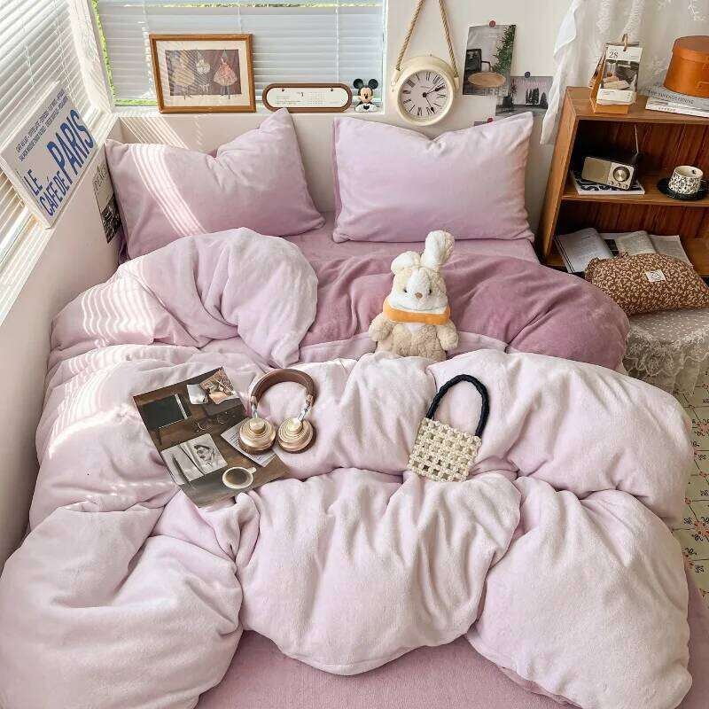 2025 new solid thickened milk bed sheet four-piece set color matching winter coral fleece student dormitory W260302