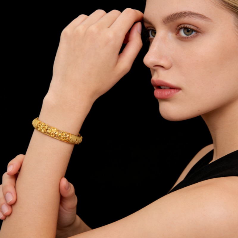 Women's Gold Plated Bangle Flower Phoenix Craft Hollow Adjustable Open Elegant Cuff Bracelet Chinese Style Exquisite Fashion Jewelry Gift For Lad