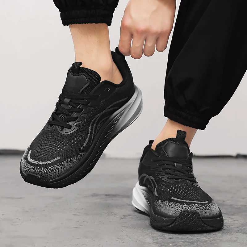 Outdoor Mens Casual Sneakers Minimalist Barefoot Shoes Running Shoes Lightweight Breathable Zero Soles Wide Toe Walking Shoes K260303