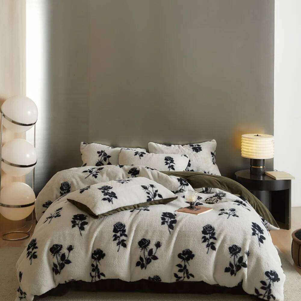 Retro Plant PrintED Rabbit Plush Quilt Cover Pillowcase Bed Sheet Four-Piece Thickened Winter Warm Coral Fleece Bedding Set W260302
