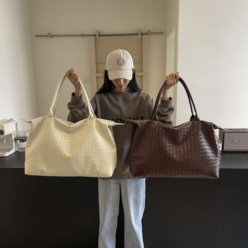 Travel Woven Large Capacity High-End Feel Single Shoulder Business Trip Fitness Storage Korean Style Women's Tote Bag Wholesale