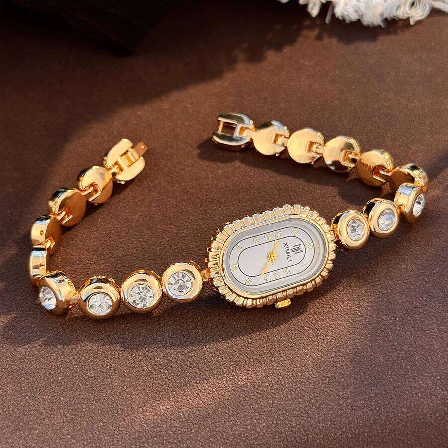 New Arrival Elegant Oval Shape Compact Gold Watch for Women Vintage Elegance Luxury Diamond Embedded Bracelet Quartz Wristwatch XJ260303