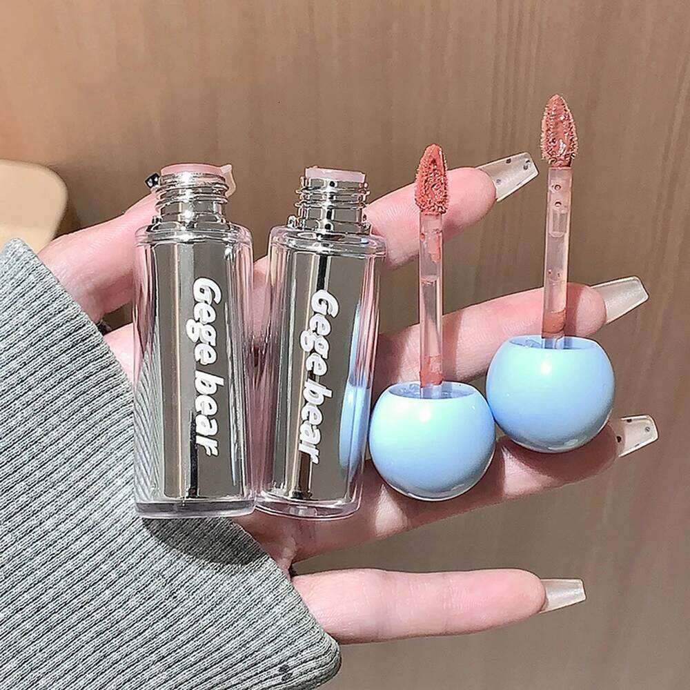 Gege Bear Clay, Long-Lasting, Non-Stick Cup, Highly Pigmented Velvet Matte Lip Color for Fall & Winter H260302