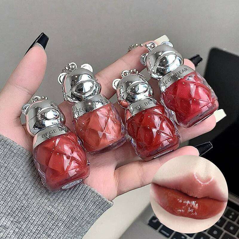 Gege Cute Bear Light Pitcher Glossy Dry Leather, High Gloss Ugly Lips, Accessories Lip Glaze, Highly Rich, White and Colors, Learn Man's Heart in