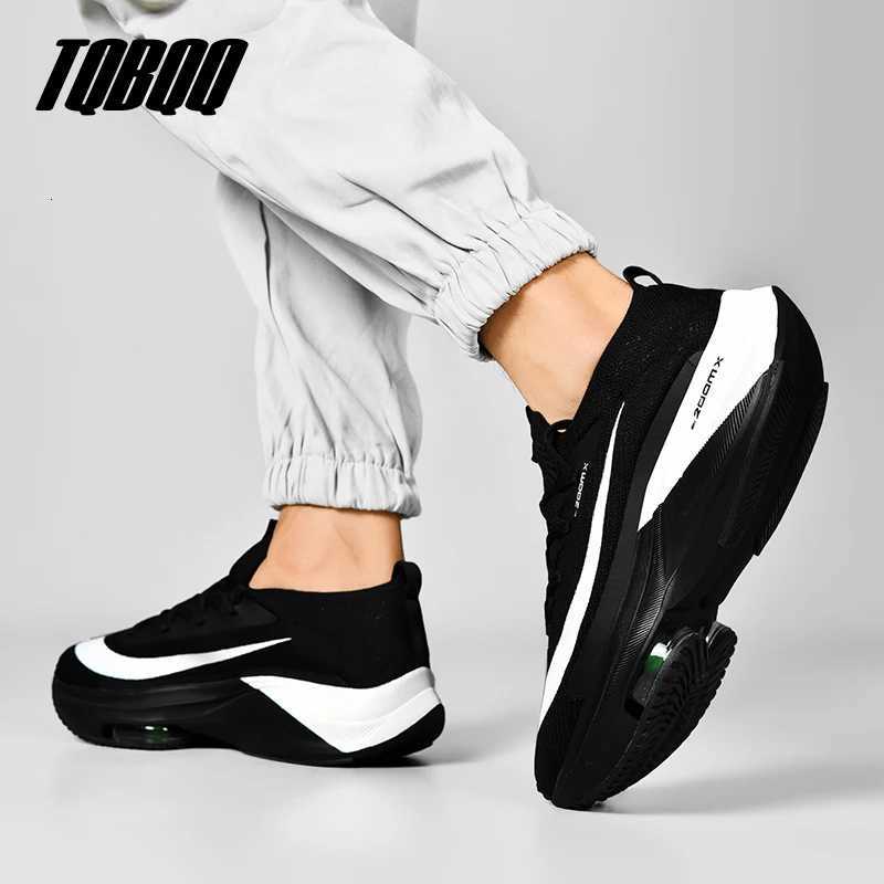 Professional Carbon Plate Running Shoes Ultra-Light Racing Shoes for Marathon Training High Energy Return Cushioning Men Women K260303
