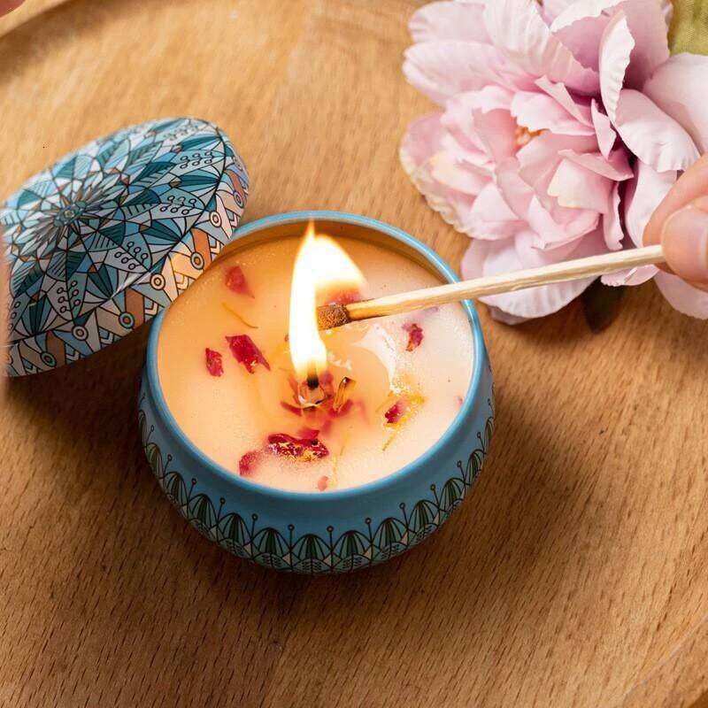 4pcs Vintage Can Candles Soy Wax Flower Fragrance Scented Home Decoration Candle Jars For Wedding Ceremony Birthday Gift W260303