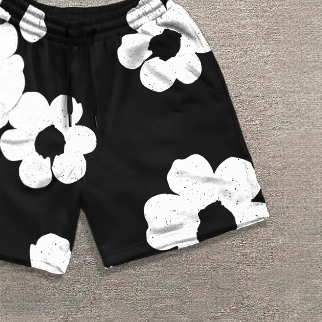 2026 Luxury Brand Designer Clothing Men's Summer Black And White Floral Print Shorts Trendy Fashion Casual Sports Shorts New Versatile Spring Sum