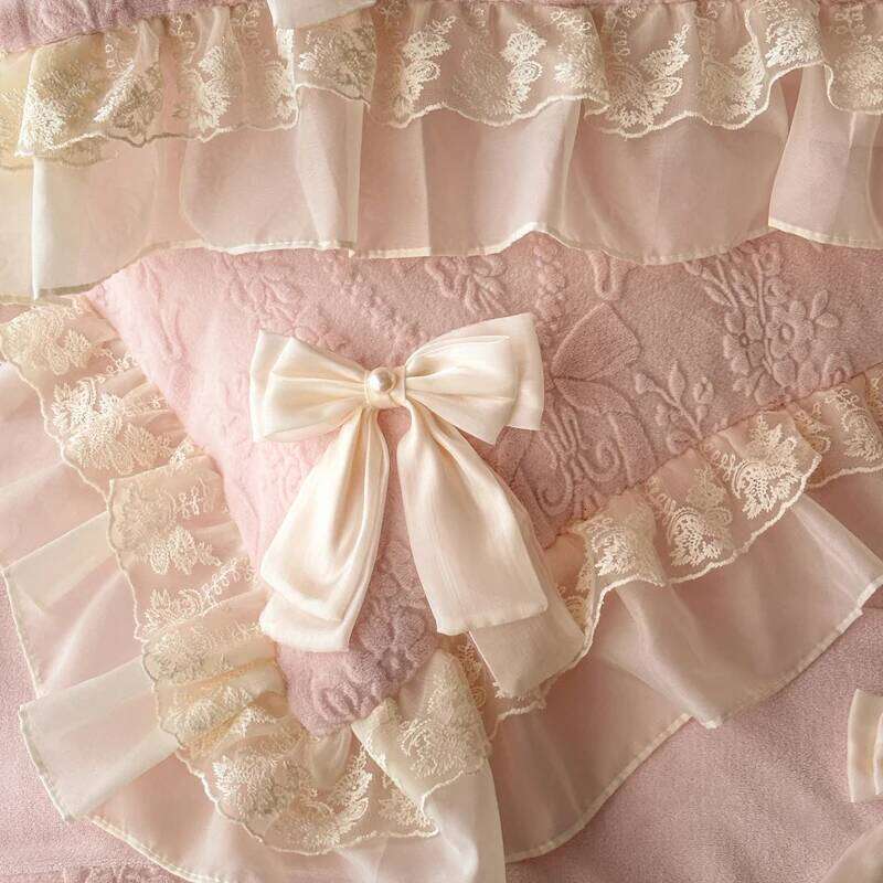 Carved Velvet Double Layer Lace Ruffles Bow Princess Bedding Set Winter Warm Duvet Cover Flat/Fitted Bed Sheet Pillowcases 4Pcs W260302