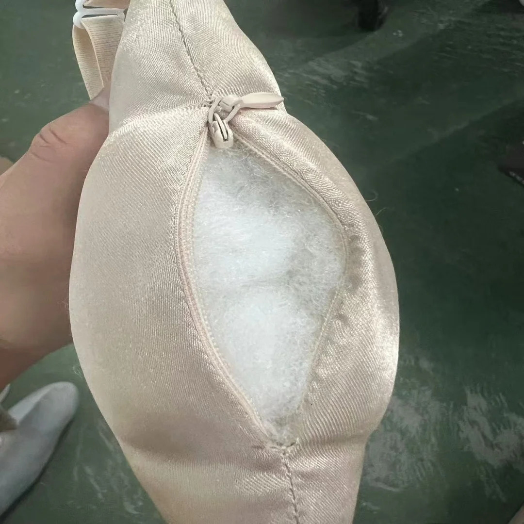 Womens Breast Support Pillow for Side Sleeping Chest Wrinkle Prevention Comfortable Sleeping Aid Soft Cushion for Side Sleepers 260228