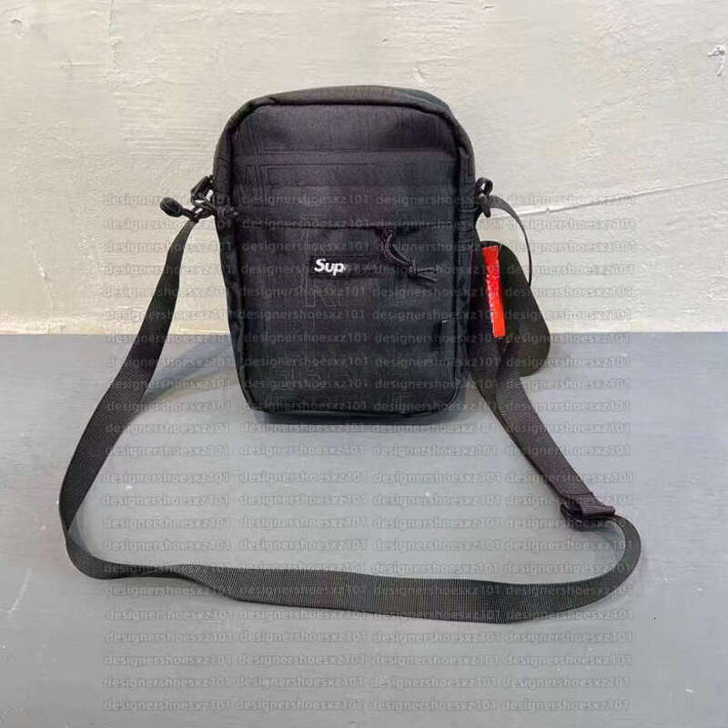Supremely Bag Supremebag Designer Bag Supremeair Force Tote Bag Crossbody Bag Shoulder Bag Chest Fashion Men Women Small Handbag Luxury Kisslock Bag