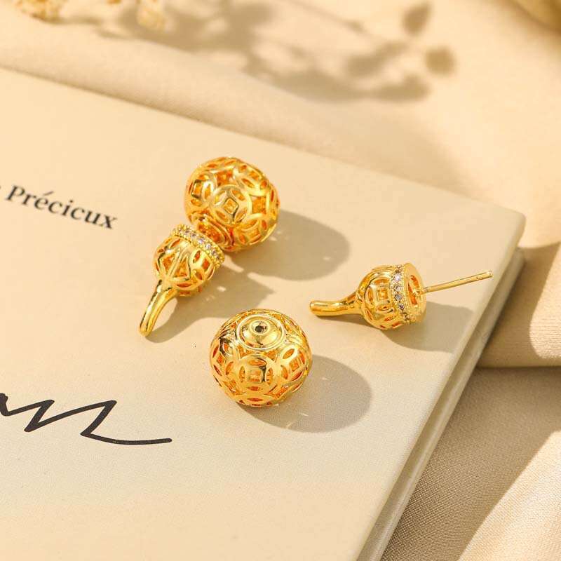 Micro-inlaid Zircon Hollow Gourd Earrings For Women Ins-style Fashion Studs Exquisite Ear Accessories