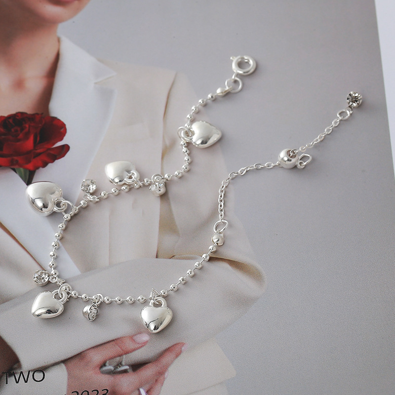 Exquisite and fashionable heart pendant bead chain bracelet, light luxury Korean style niche high-end jewelry - view 5