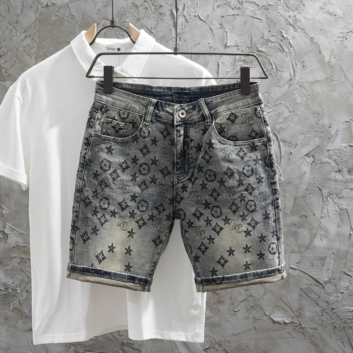 2026 Luxury Brand Designer Clothing Elastic Denim Shorts For Men, Summer Thin Style, Unique Full Body Print, Slim Fit, Straight Leg, Versatile, Slimmi