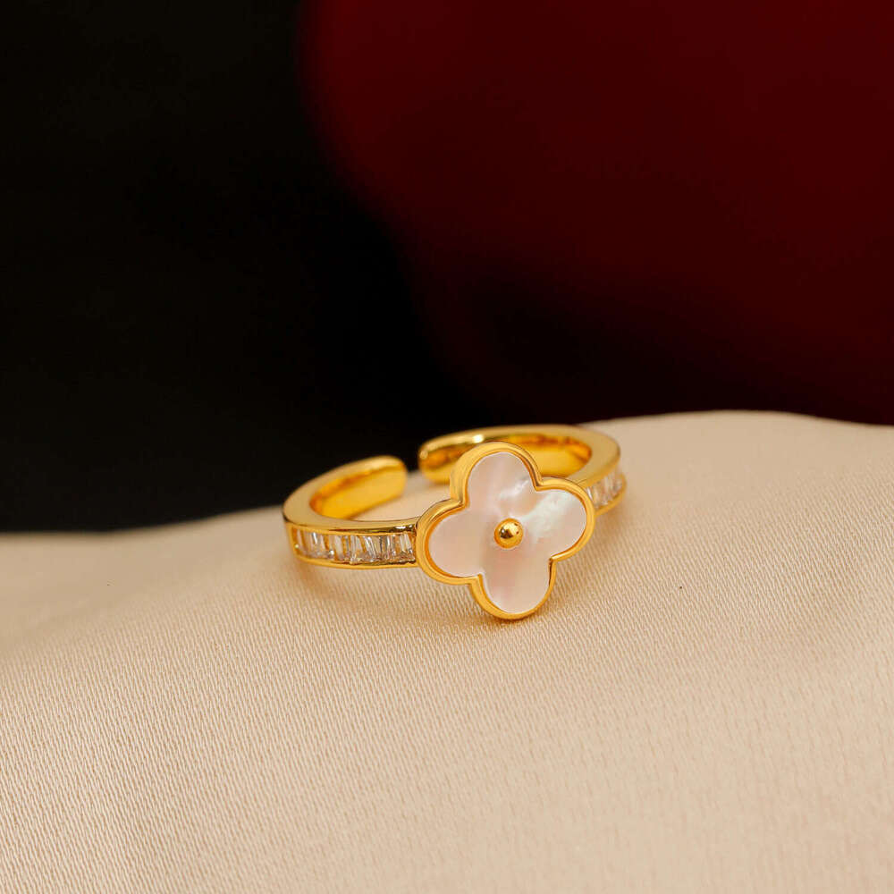 Four-leaf Clover Shell Flower Sweet Fashionable Temperament Index Finger Ring For Women