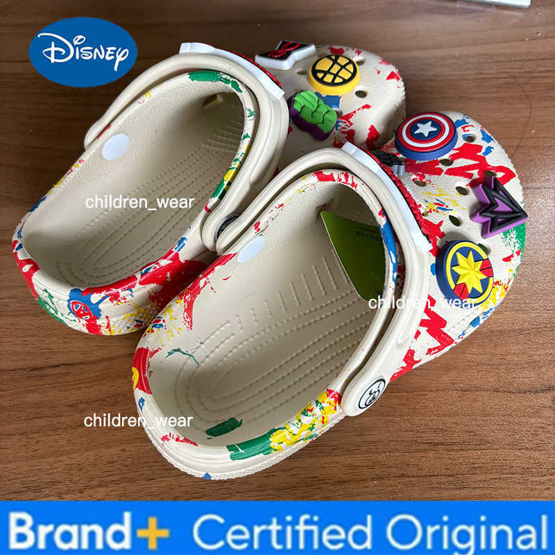 Disney Marvel The Avengers Kids Sandals Black Eva Slippers For Boys Home Beach Summer Comfortable Anime Hole Design ChildrenS Shoes H260303