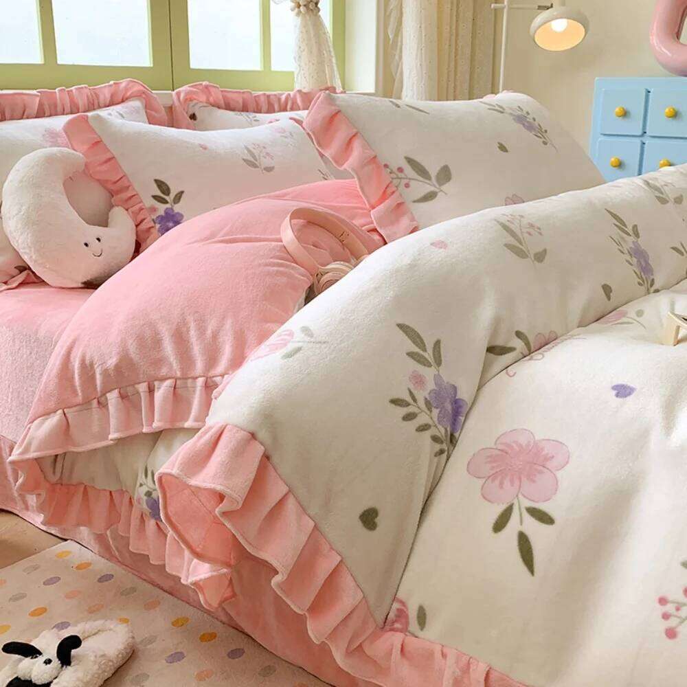 Winter Warm Milk Velvet Four-Piece Soft Quilt Cover Pillowcase Bed Sheet Comfortable Coral Fleece Bedding Set Home Textiles W260302 W260302