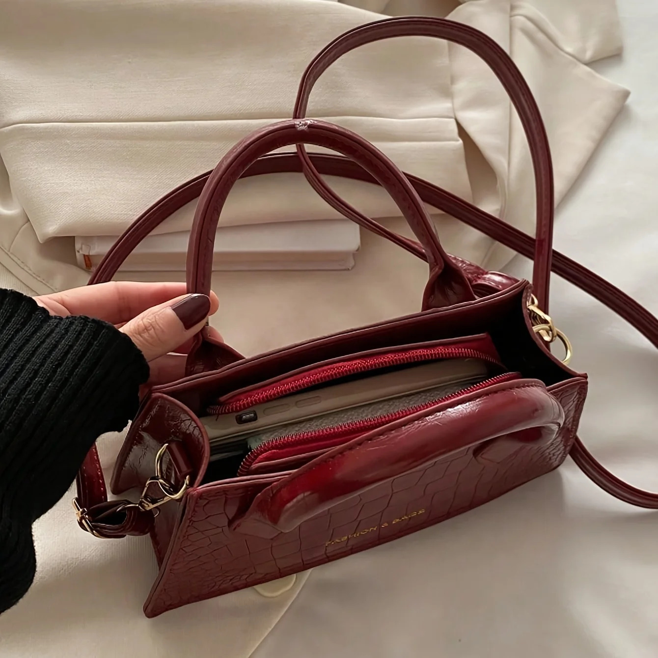 Burgundy Red Elegant Small Bag Adjustable Shoulder Strap and Zipper Closure Suitable for Travel and Daily Use 260302