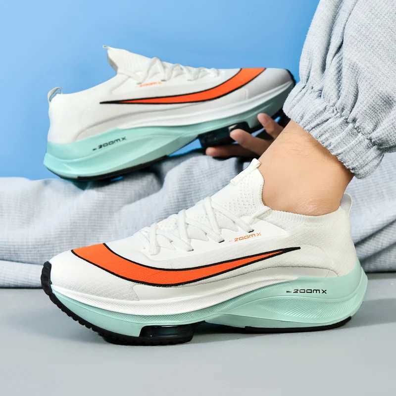 Mens casual shoes Running shoes non-slip flexible high elastic thick sole light breathable running shoes for men K260303