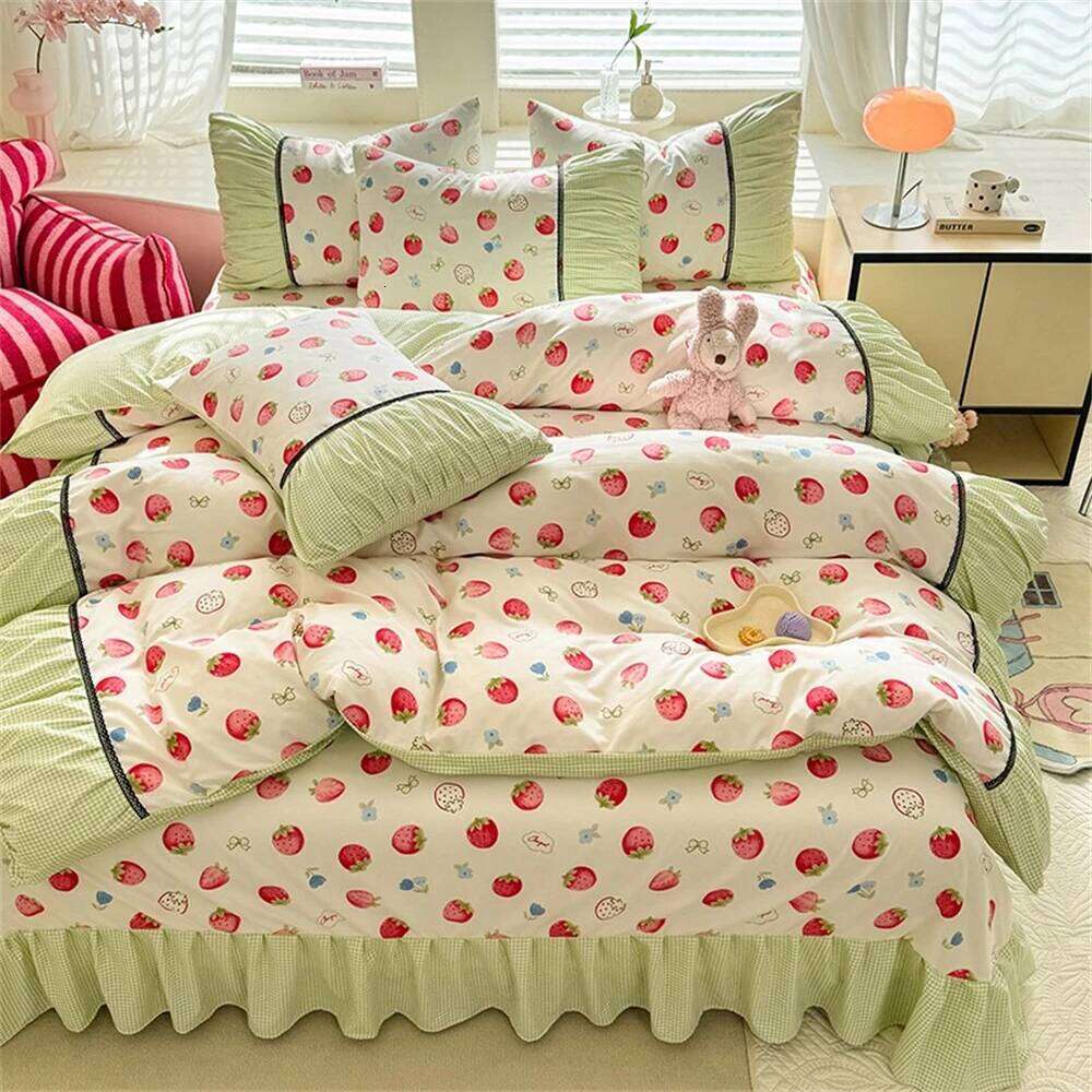 Korean Bedding Washed Cotton Four-Piece Princess Printed Comforter Soft Bed Linen Duvet Set Floral Quilt Cover W260302