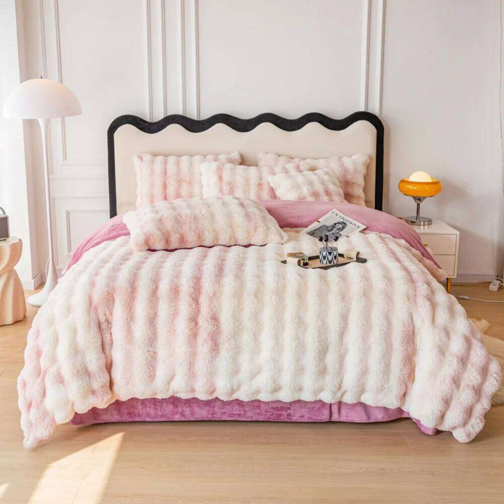 4pcs High End Rabbit Plush Four Piece Winter Thick Warm Bubble Velvet Cover Set Lace Bed Sheet Skirt Pillowcases Bedding W260302
