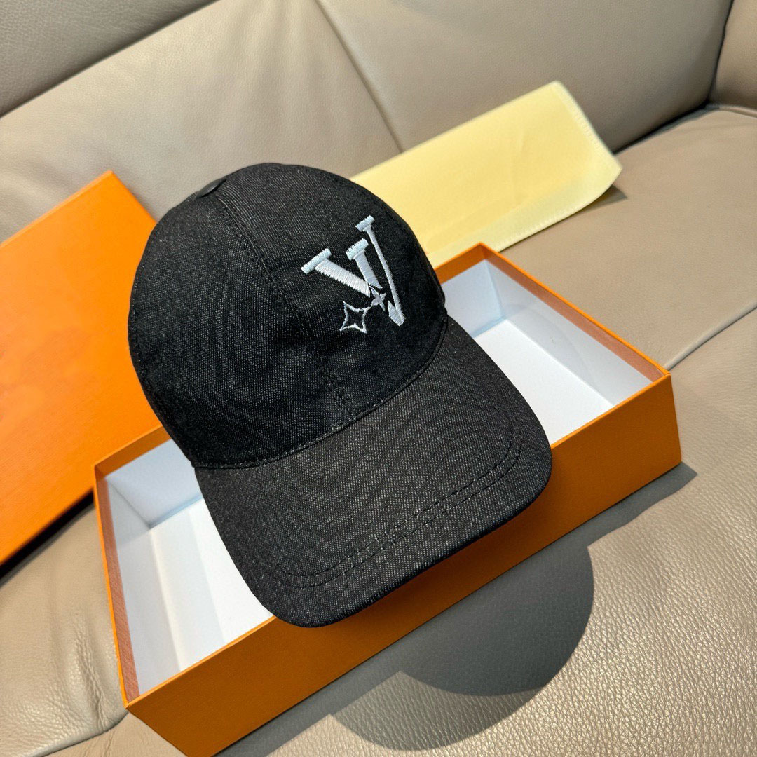 designer cap womenCowboy embroidery letters baseball hat Male and female duckbill caps Classic casual sun shading simple versatile