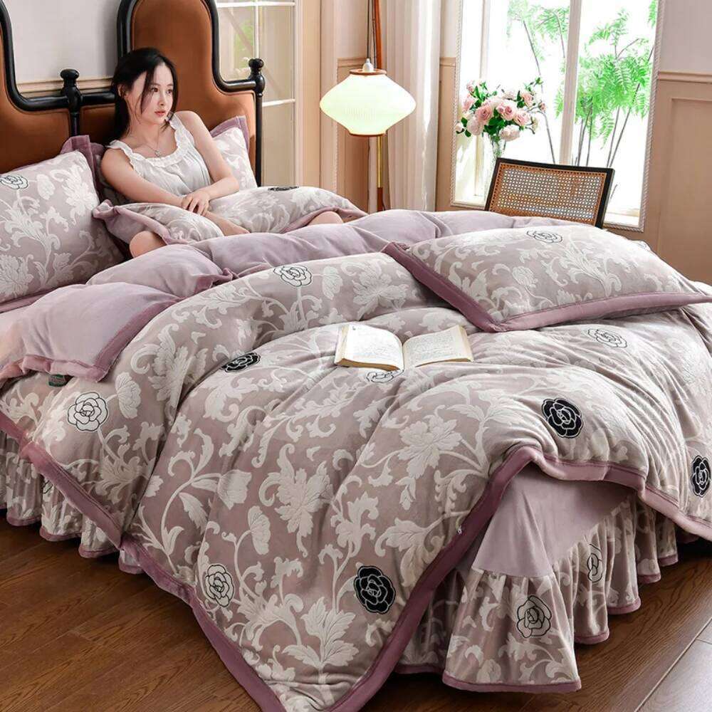 Luxury Floral Printed Winter Warm Milk Velvet Bedding Queen Thickened Soft Duvet Cover Pillowcase Bed Skirt Four Piece Set W260302