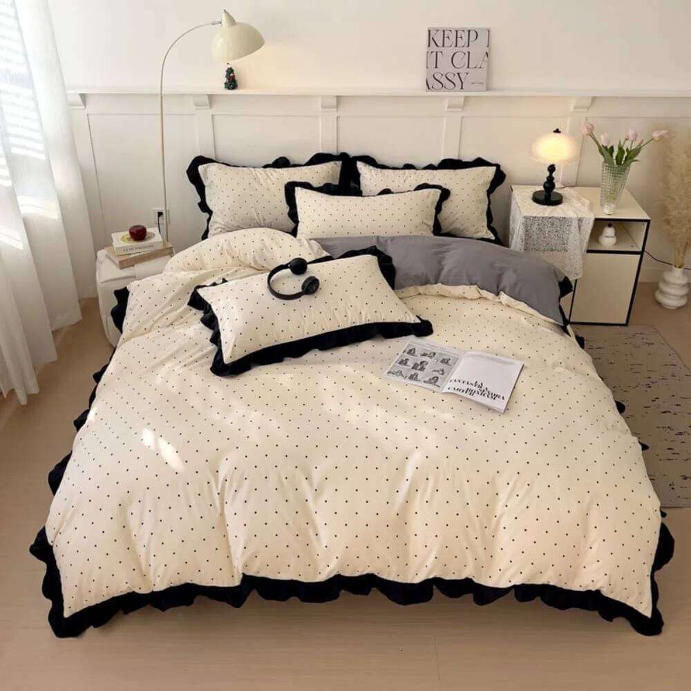 French New Class A Bed Four-piece Comforter Washed Cotton Four-season Skin Friendly Quilt Cover Three-piece Bedding Set W260302