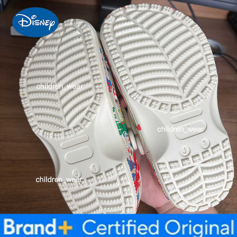 Disney Marvel The Avengers Kids Sandals Black Eva Slippers For Boys Home Beach Summer Comfortable Anime Hole Design ChildrenS Shoes H260303