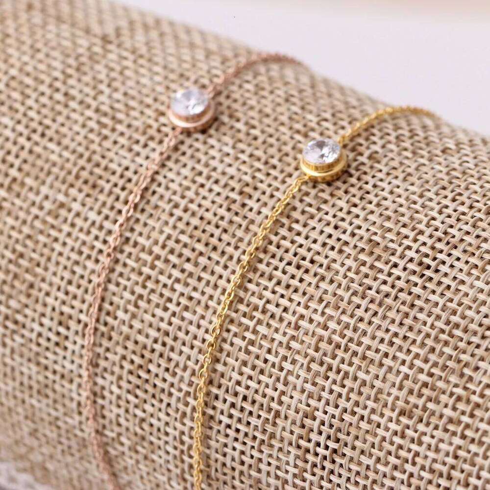 New personalized and simple titanium steel bracelet, 18K rose gold single diamond set zirconium women's bracelet C260303