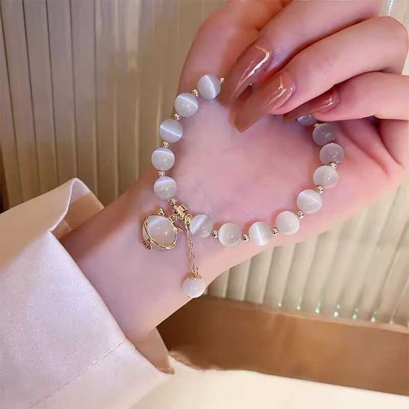 Exquisite Opal Beaded Bracelet For Women Elegant Lucky Cat Pendant Elastic Bracelets Fashion Light Luxury Jewelry Girls Gifts H260303