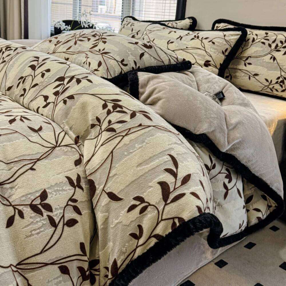 Luxury Floral Carved Milk Velvet Bedding Winter Warm Soft Bed Sheet Queen Home Thicken Duvet Cover Pillowcase Four Piece Set W260302