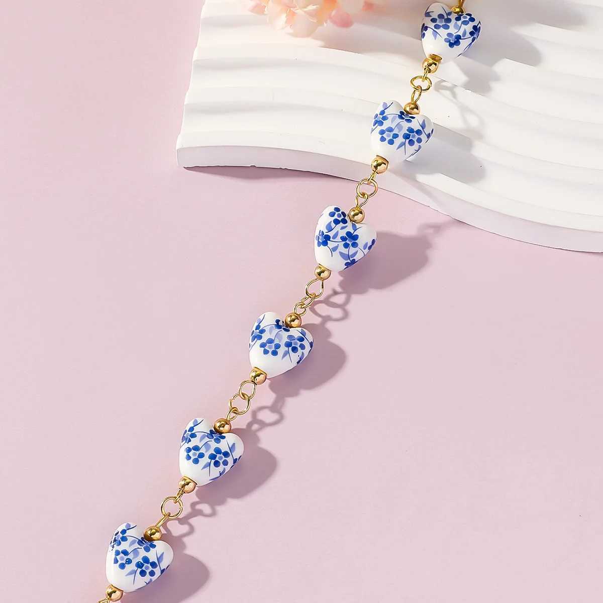Vintage Love Heart Ceramic Beads Bracelet Fashion Blue and White Porcelain Ceramic Drop Earrings Trendy Elegant Women Jewelry H260303