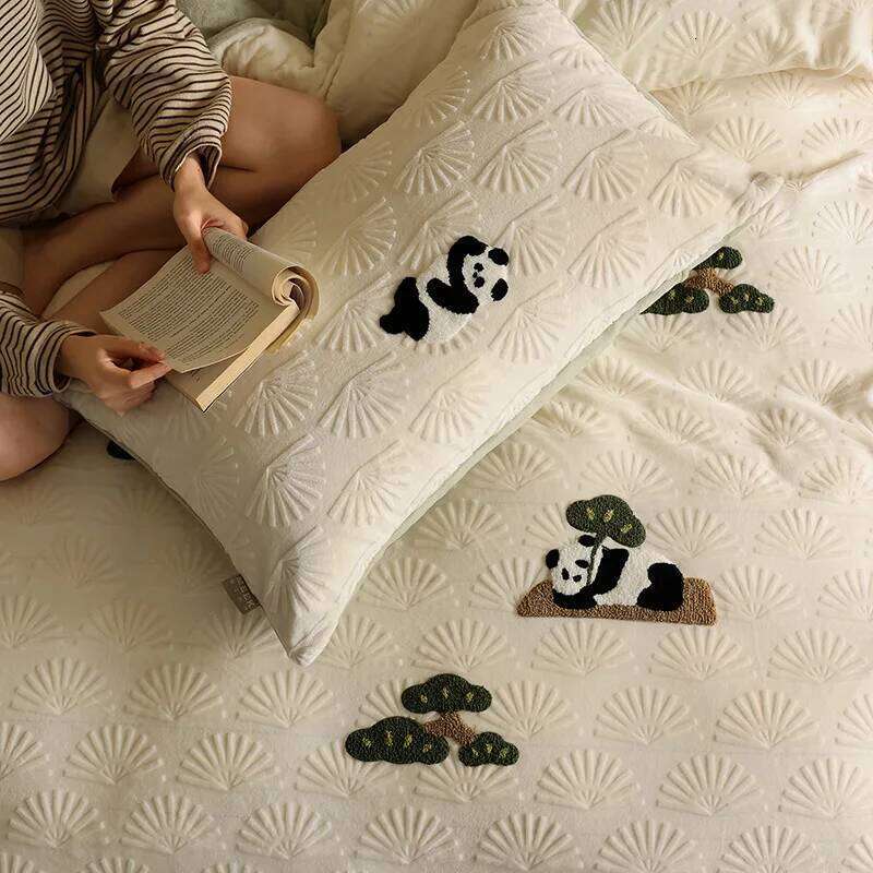 Customizable milk fleece towel embroidery four-piece set autumn and winter thickened warm bed sheet quilt cover W260302