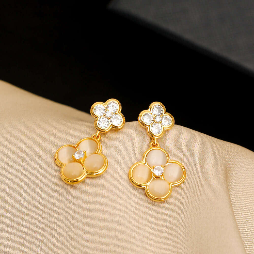 Versatile Cat's Eye Stone Earrings Four-leaf Clover Earrings Light Luxury Zirconia Inlaid Jewelry For Women