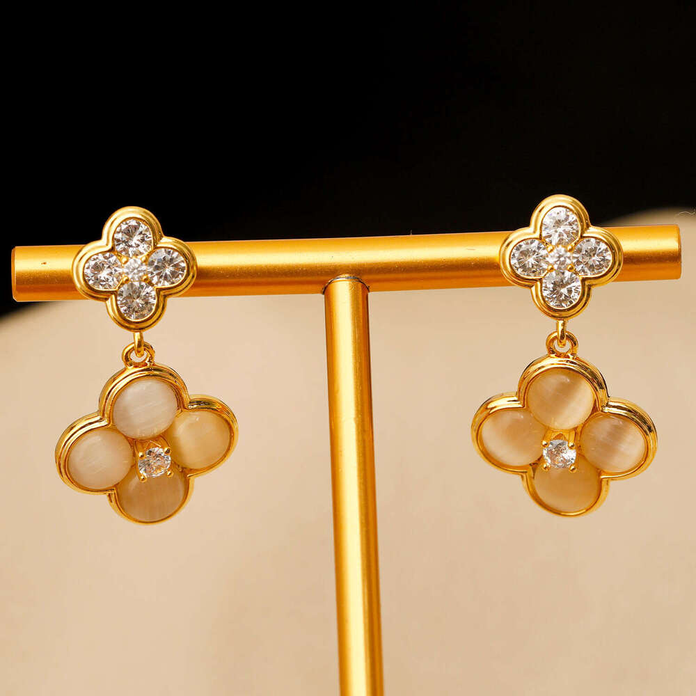 Versatile Cat's Eye Stone Earrings Four-leaf Clover Earrings Light Luxury Zirconia Inlaid Jewelry For Women