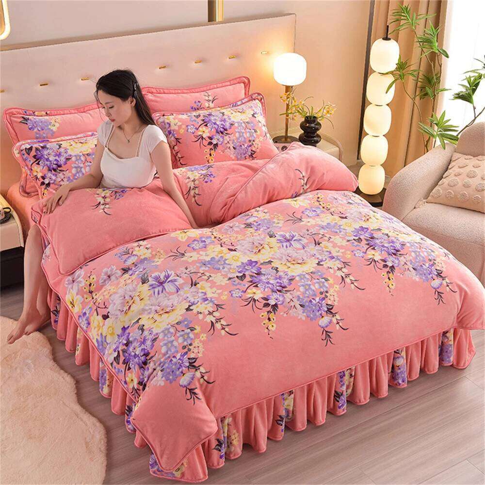 Winter Warm Milk Velvet Four-Piece Bedding Set Thicken Double-Sided Plush Soft Flannel Quilt Cover with Bed Skirt for Cozy Sleep W260302