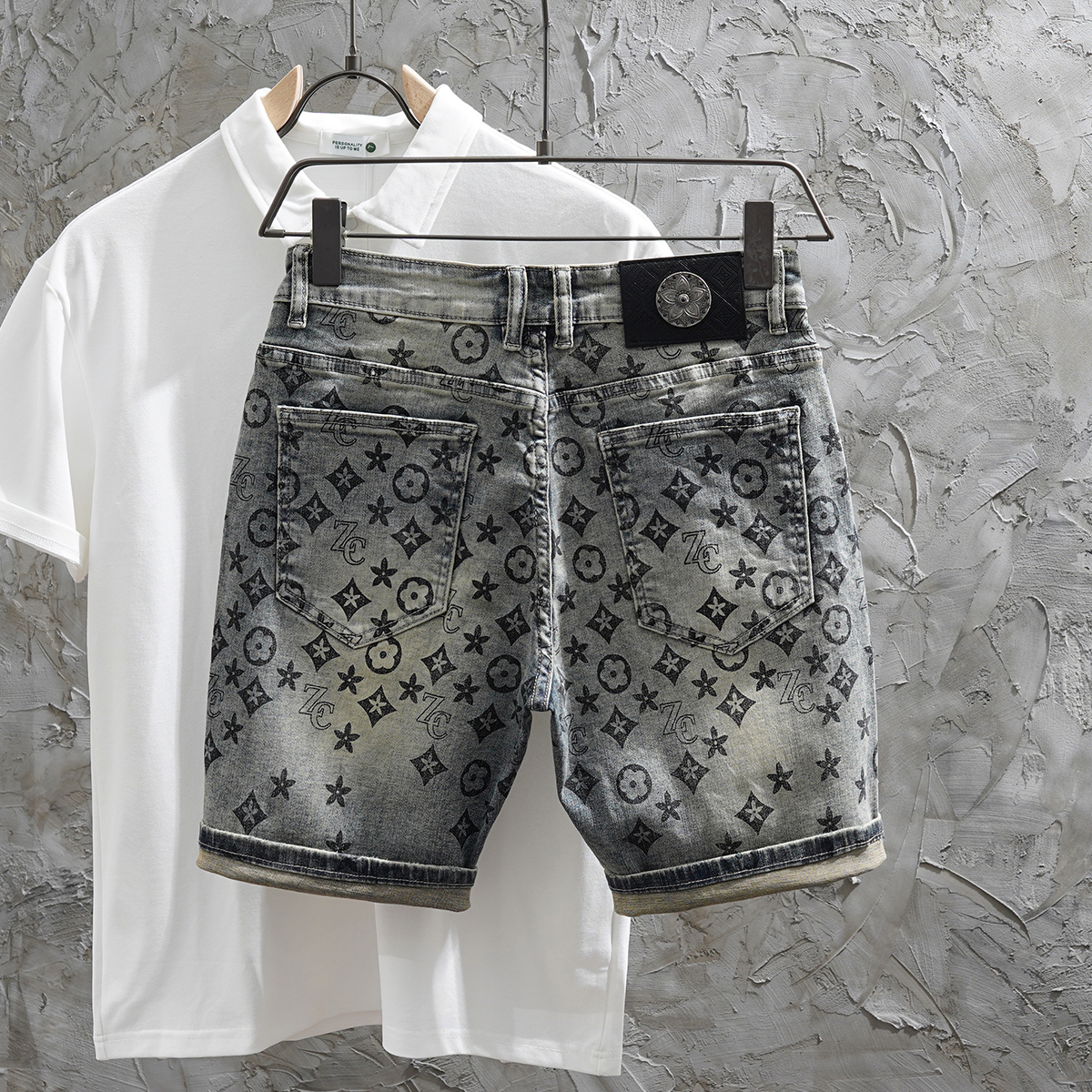 2026 Luxury Brand Designer Clothing Elastic Denim Shorts For Men, Summer Thin Style, Unique Full Body Print, Slim Fit, Straight Leg, Versatile, Slimmi