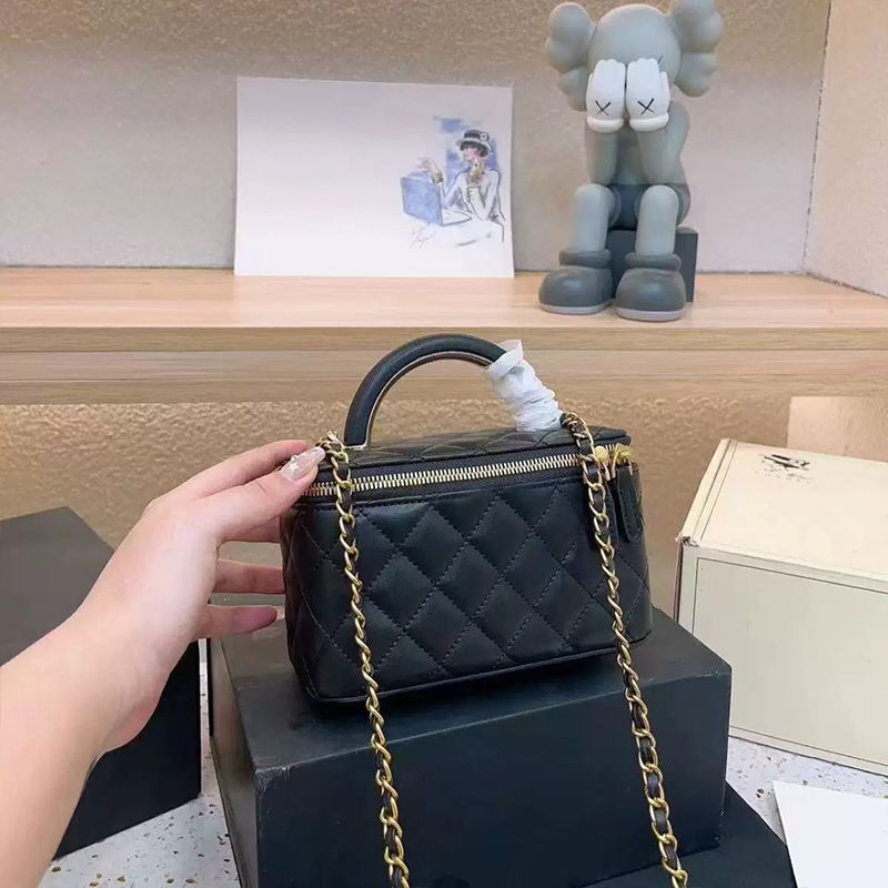 Luxury bag Vanity Bag Mini Makeup Bag Designer bags for women Cross body bag Shoulder bag High Quality Sac de luxe Chain woman handbag Cosmetic bag Wash Bag Purses