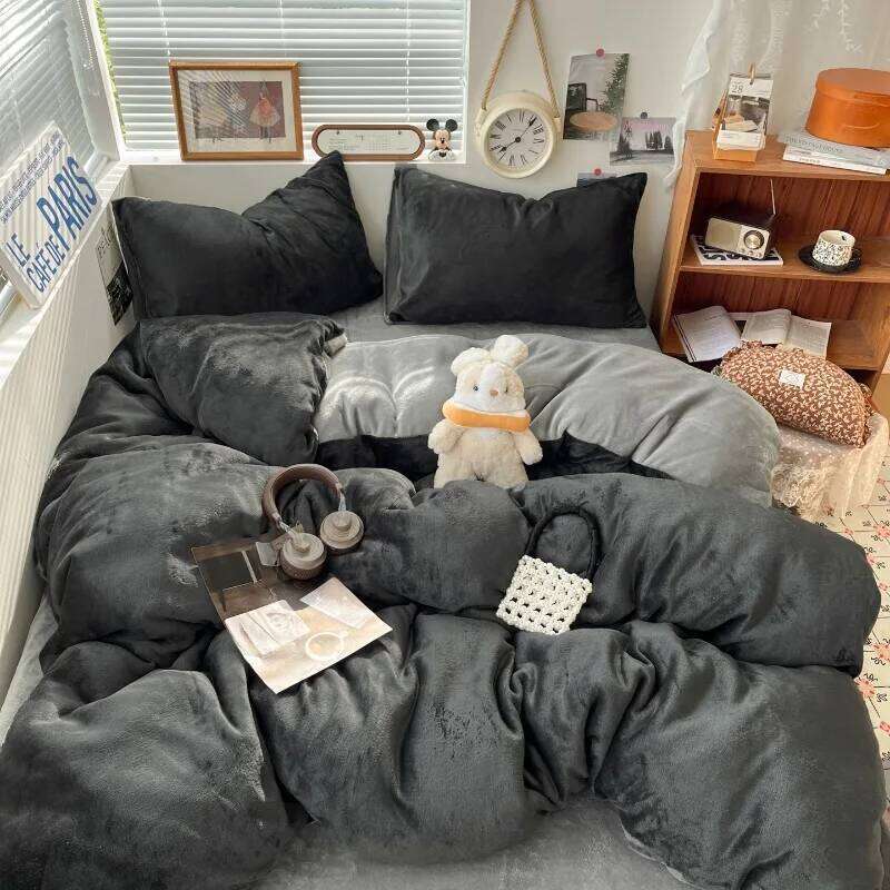 2025 new solid thickened milk bed sheet four-piece set color matching winter coral fleece student dormitory W260302