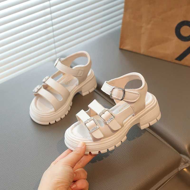 Little Girls Chunky Roman Sandals with Buckle Straps 2026 New Summer Kids Beach Sandals Soft Sole Classic Chic Boho Style Shoes X260303
