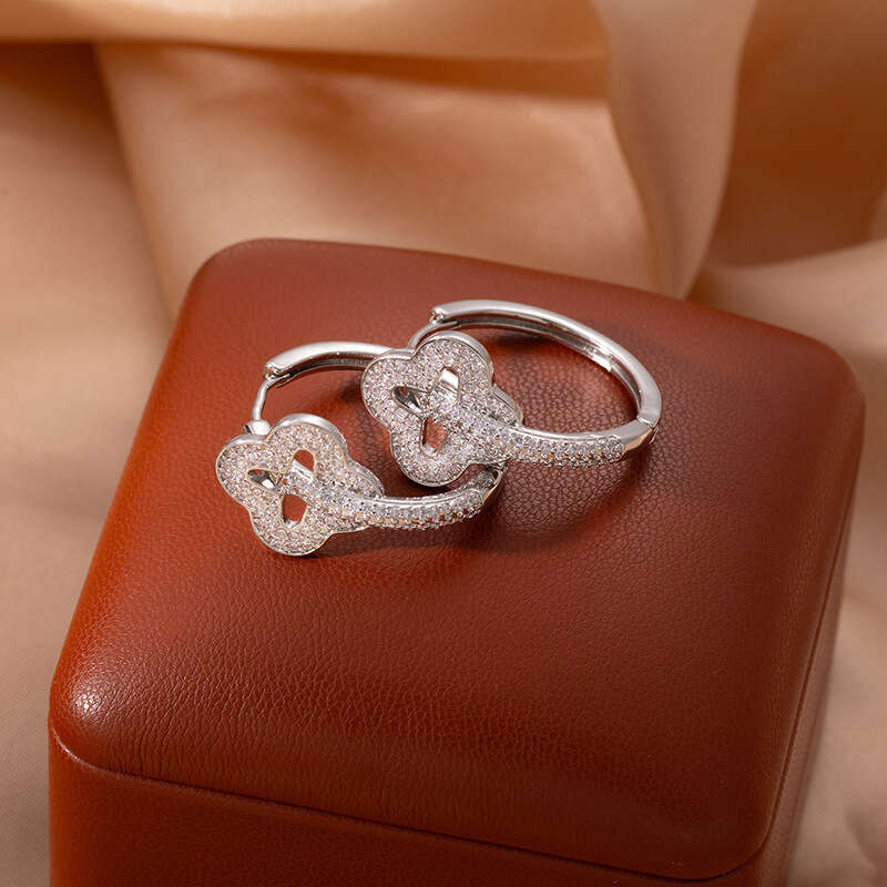 Micro-inlaid Zircon Four-leaf Clover Flower Vintage Light Luxury Women's Crystal Earrings