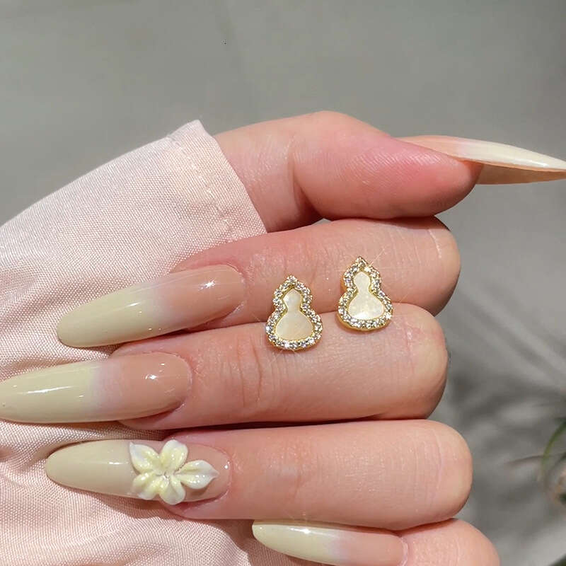 Gourd-shaped Earrings For Women Light Luxury Niche High-end Micro-inlaid Zircon Earrings Trendy Ear Accessories