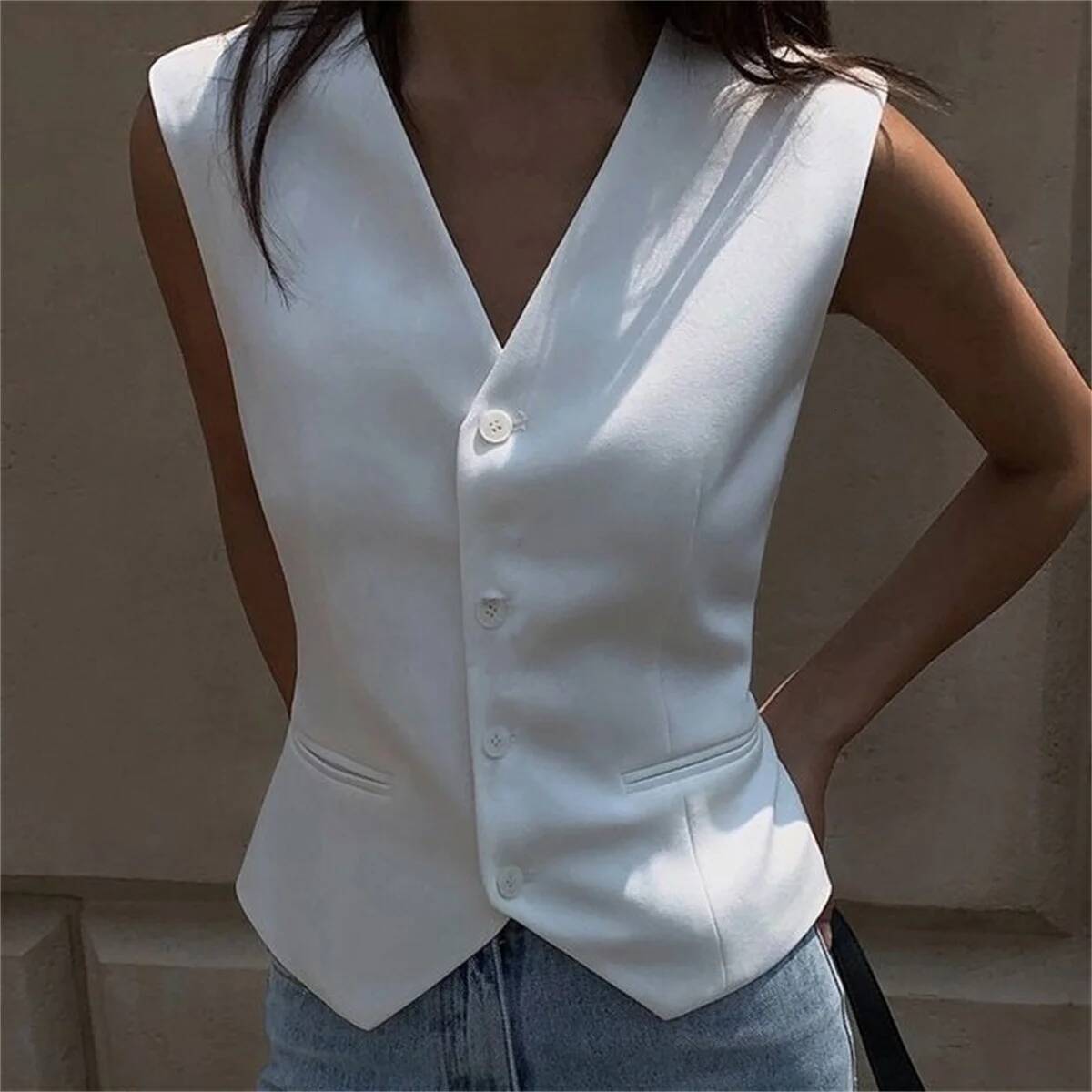 Women Fashion Sleeveless Suit Vest Solid Single Breasted V Neck Tops Elegant Office Lady Clothes Slim Casual Street Cardigan dongdumaoyi
