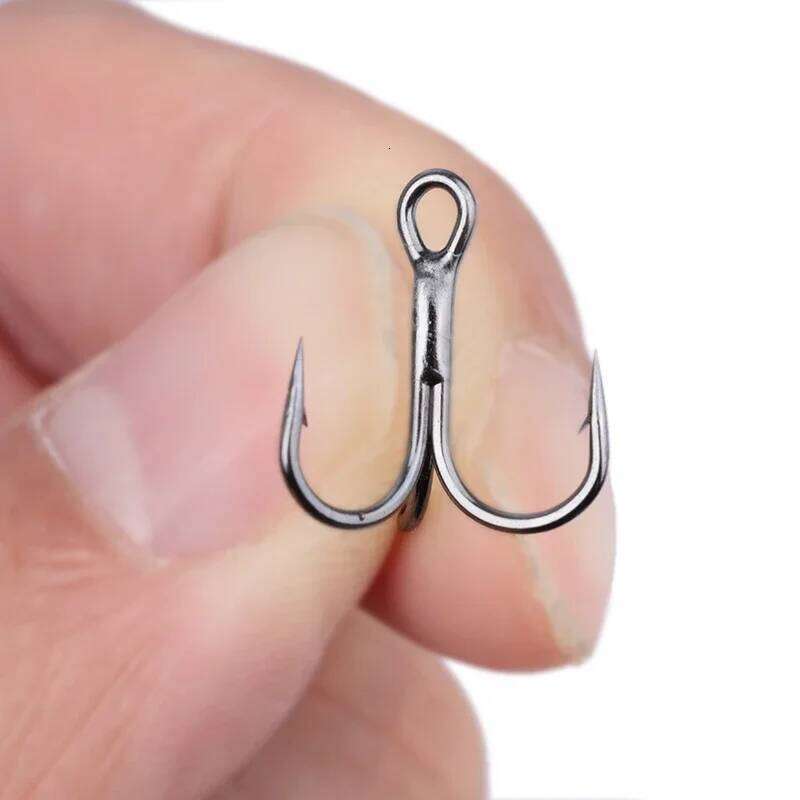 New 10pcs 3x Strong Super Sharp Round Hook Antirust High Carbon Steel 10-18# Sea Treble Hooks Fishing Tackle Z260228