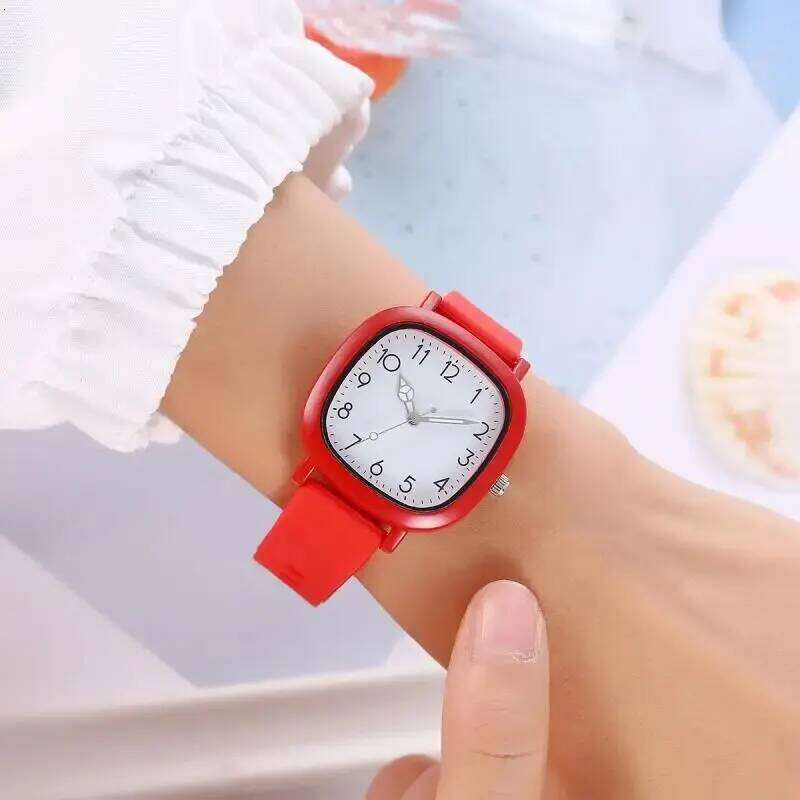 New Fashion Wrist Watch Original Brand Women's Watches Simplicity Ladies Causal Bracelet Silicone Strap Quartz Clock Gift XJ260303