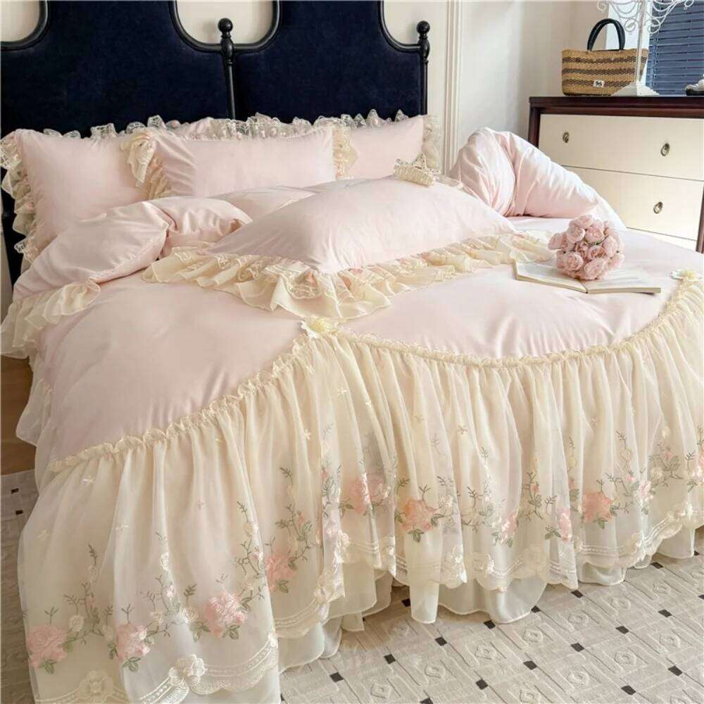 4Pcs Princess Wedding Bedding Set Korean Style Lace Flowers Embroidery Duvet Cover Bed Sheet/Fitted Sheet/Bed Skirt Pillowcases W260302