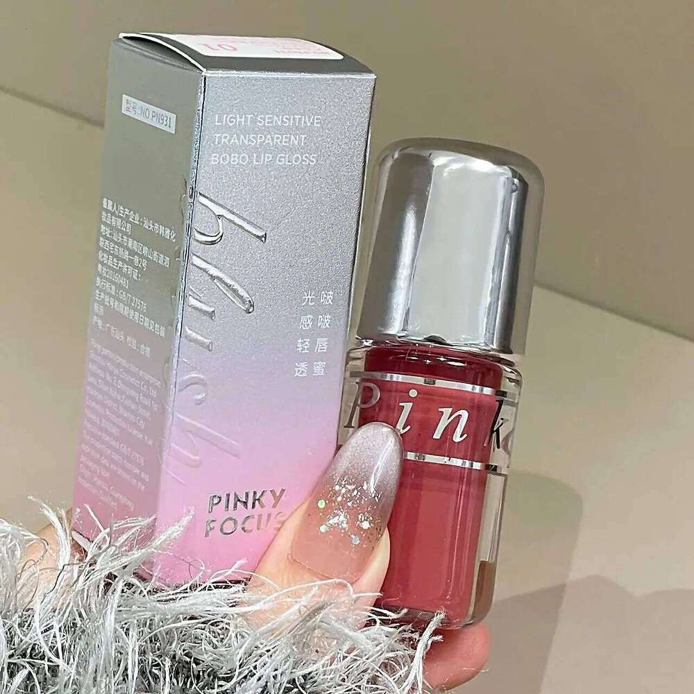 Light-Sensitive Gloss, Long-Lasting Moisturizing Not Easy to Come Off, Ultra-High Color Payoff, Autumn and Winter Liquid Lipstick, Lip Care, Women