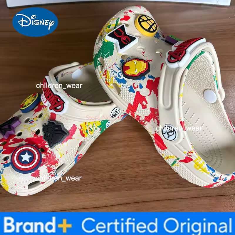 Disney Hot In Stock Avengers Anime Surrounding Shoes Slippers Boy Girl Avengers Anti Slip Anti Odor Beach Sandals Birthday Gift H260303