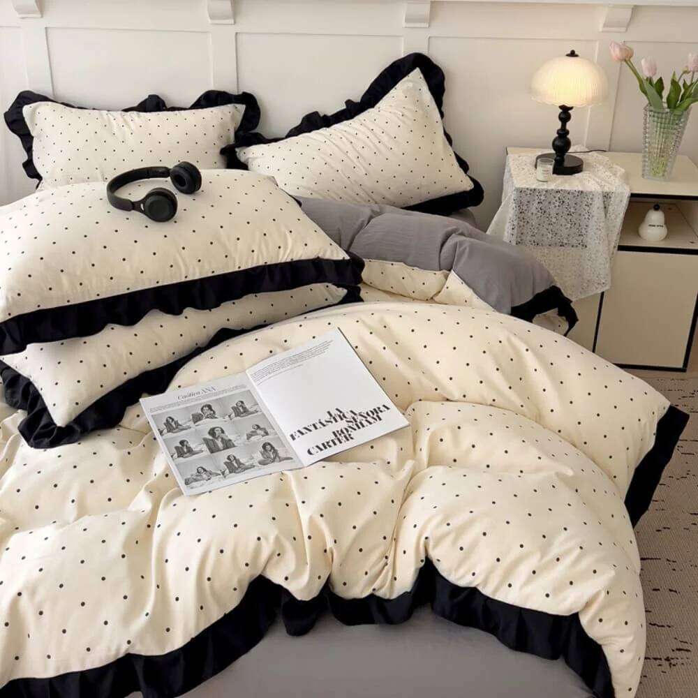 French New Class A Bed Four-piece Comforter Washed Cotton Four-season Skin Friendly Quilt Cover Three-piece Bedding Set W260302