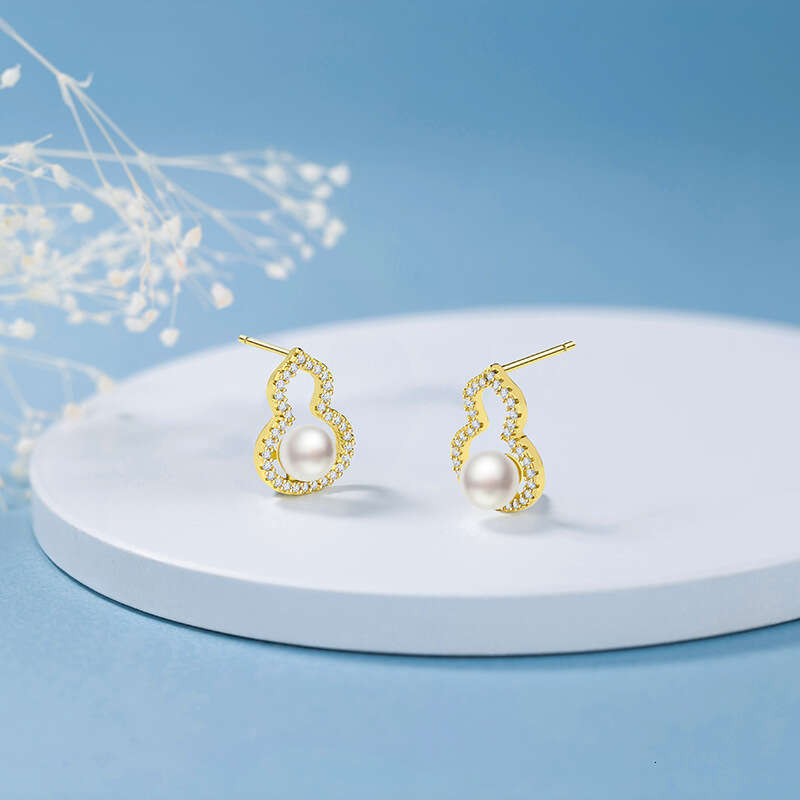 Zircon Hollow Gourd Earrings For Women Simple And Elegant Ear Jewelry Unique Design With Imitation Pearls Trendy Accessories